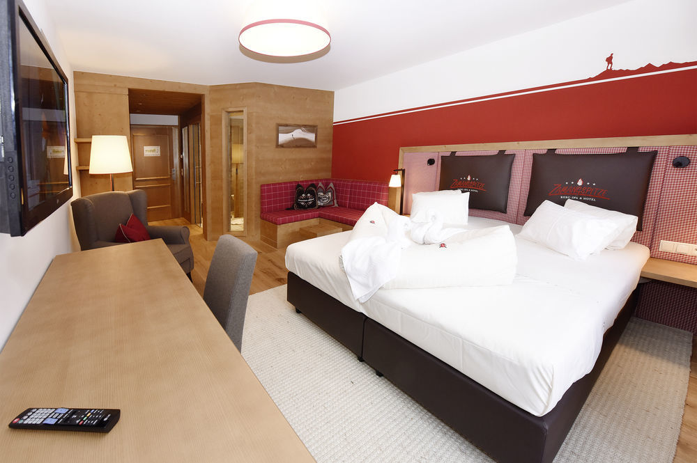 Berg-Spa & Hotel Zamangspitze ซังคท์กัลเลนเคียร์ช ภายนอก รูปภาพ