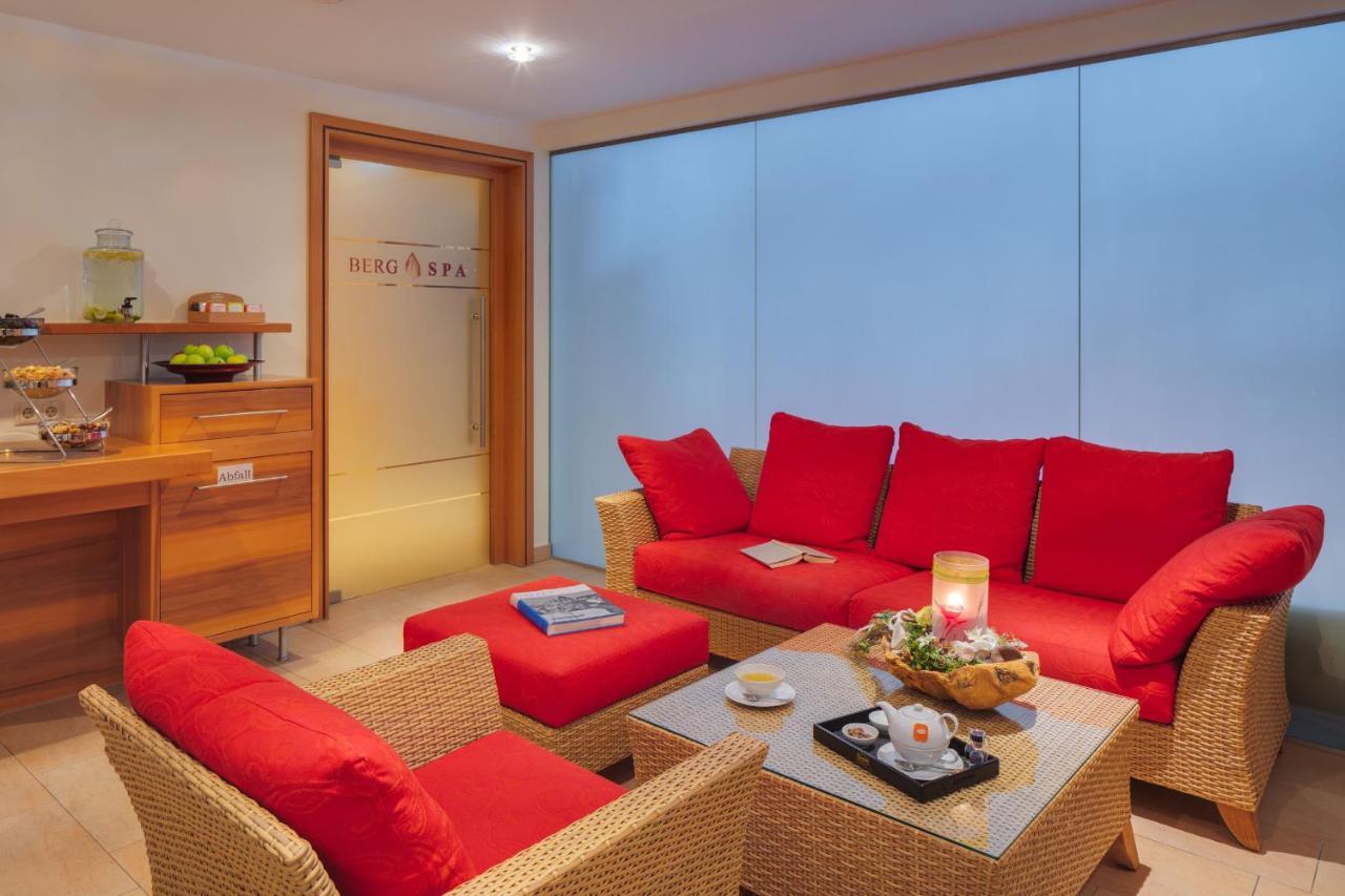 Berg-Spa & Hotel Zamangspitze ซังคท์กัลเลนเคียร์ช ภายนอก รูปภาพ
