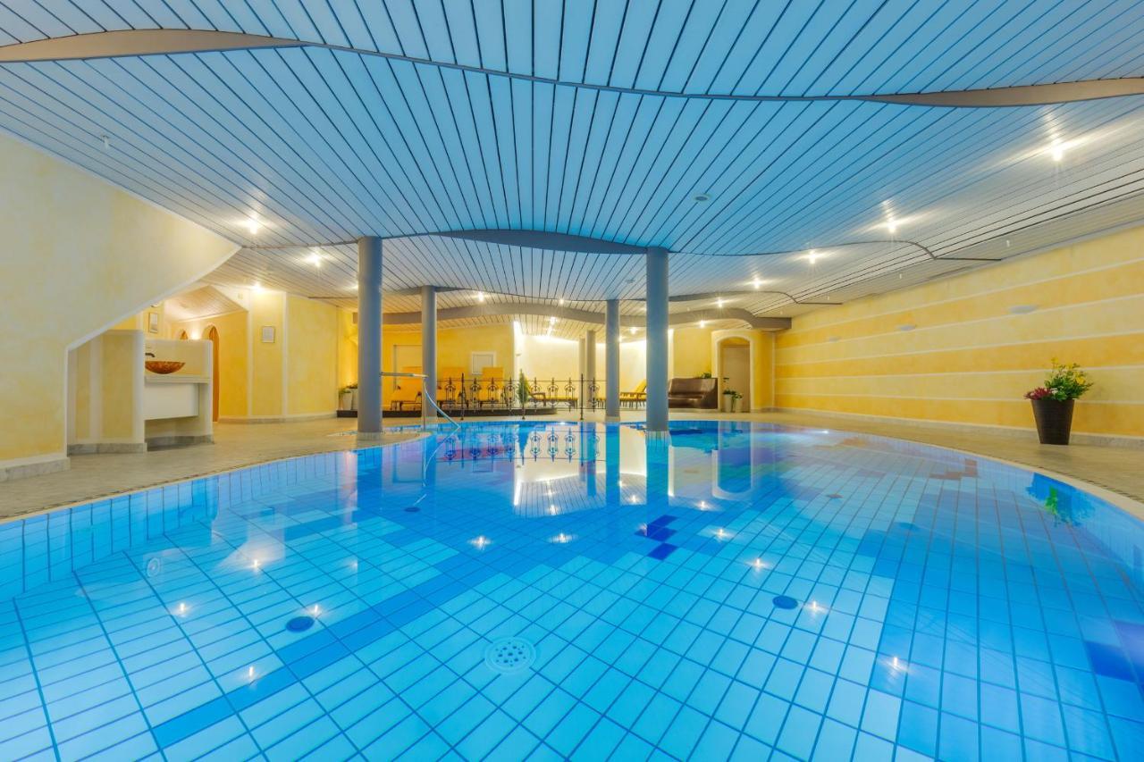 Berg-Spa & Hotel Zamangspitze ซังคท์กัลเลนเคียร์ช ภายนอก รูปภาพ